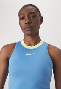 Nike Performance ADVANTAGE TANK - Top - university blue/light laser orange/white