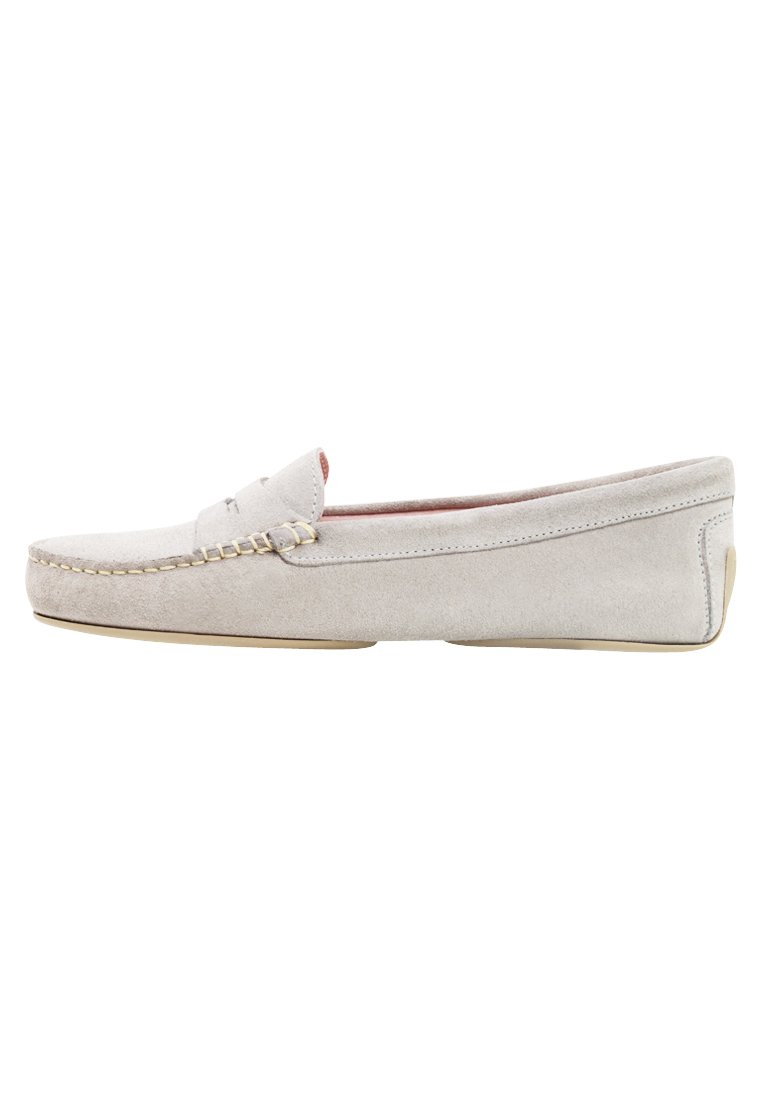 pretty ballerinas moccasins