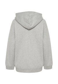 Grå hoodie i mjukt tyg, med dragsko på huva, långa ärmar och en avslappnad passform. Inga synliga mönster eller detaljer.