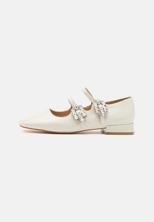 Ankle strap ballet pumps - charol ice