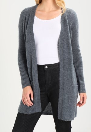 Cardigan grigio chiaro realizzato in tessuto morbido e testurizzato, con apertura frontale, maniche lunghe con dettaglio a costine e tasche laterali.