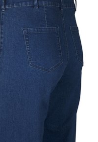 Zizzi FLASH MIT WEITER - Straight leg jeans - blue denim