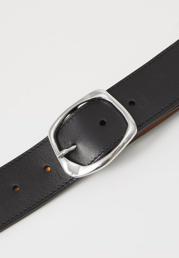 LA PETITE PÉTILLANTE - Belt4