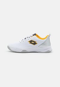 Unselected, all white/asphalt/saffron