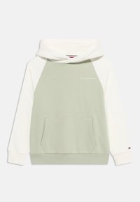 Neselectat, misty sage