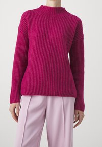 HUGO Neule - pink