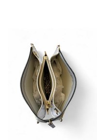 Mianqa Clutch - silver coloured