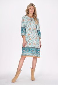 usha Vapaa-ajan mekko - aqua multicolor