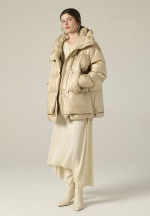 WITH HIGH NECK - Cappotto invernale - sand