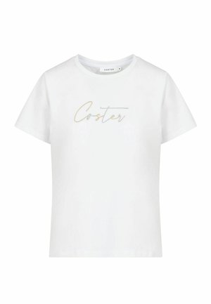 Weißes T-Shirt mit kurzen Ärmeln und Rundhalsausschnitt, das mittig auf der Brust den metallisch goldenen und silbernen Schriftzug "Coster" trägt.
