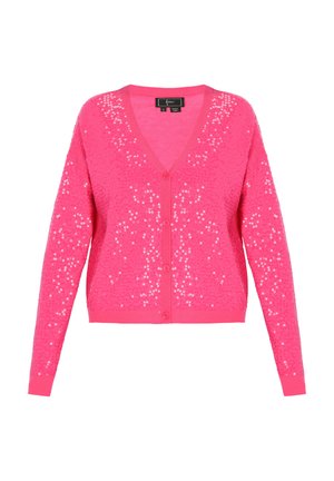 Cárdigan rosa brillante con escote en V, botones en el frente y adornos de lentejuelas a lo largo de las mangas y el cuerpo para añadir textura.