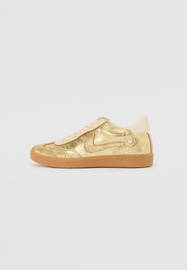 NOTICE - Trainers - gold