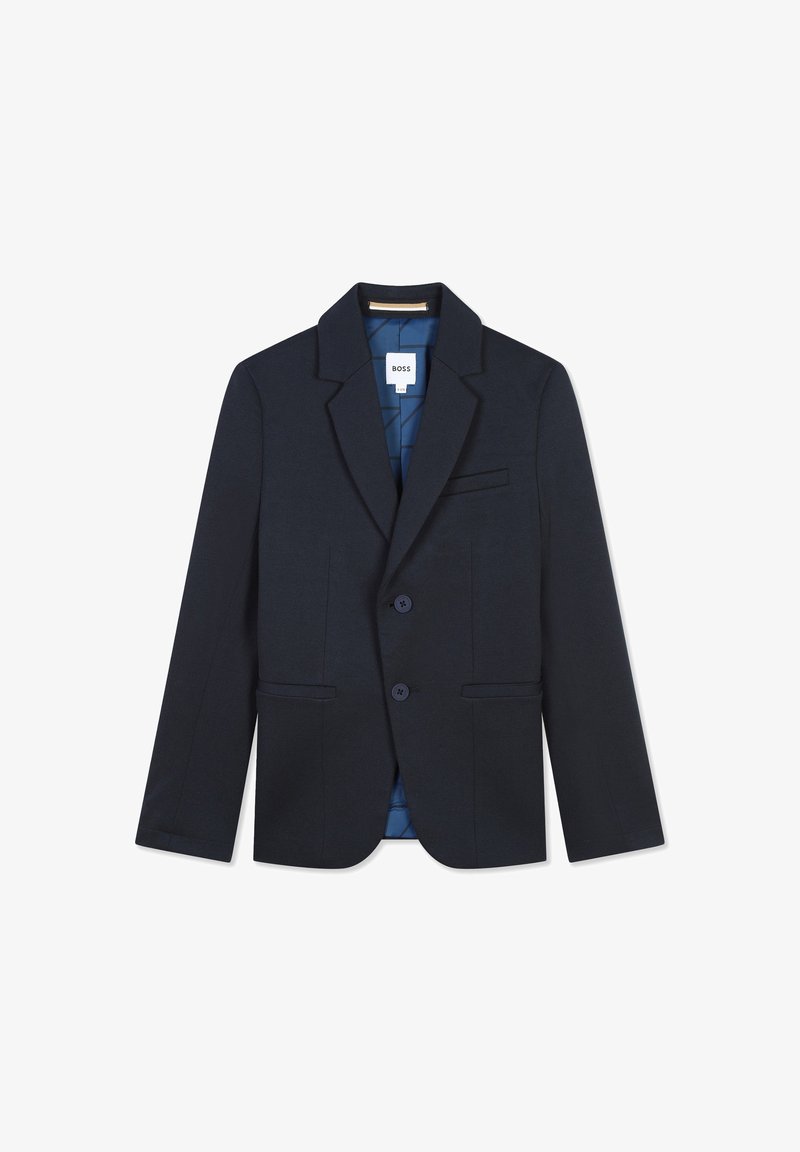 Blazer bleu marine en tissu texturé, doté d'un col à revers, de deux boutons et de deux poches avant avec une doublure bleue contrastante.