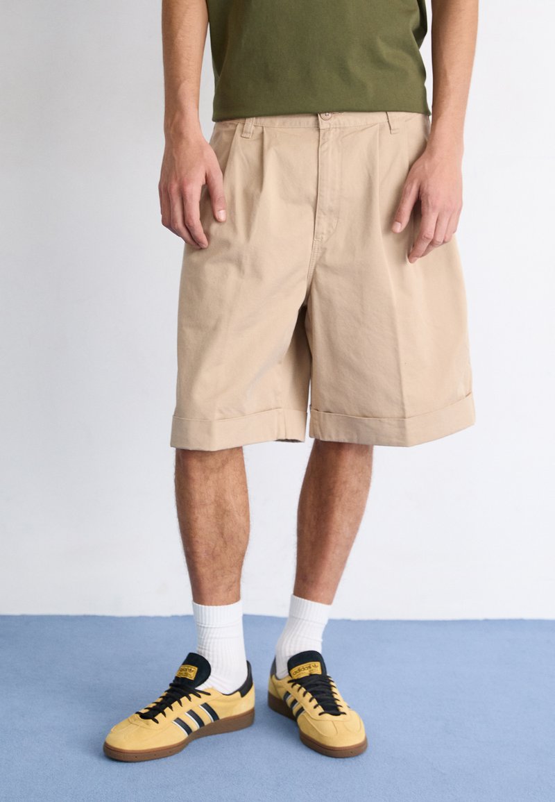 Carhartt Wip - Man - Blue Grind Wash - Shorts main image 1