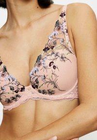 Triumph SENSUAL SPOTLIGHT WP jasnoróżowy