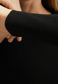 Mango Sweter