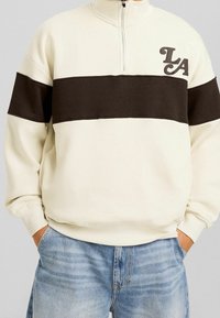 Bershka Sudadera - white