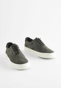 Next Tenisky - black