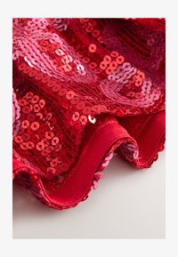 Unselected, red pink bow