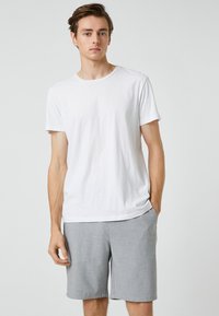 Koton BASIC POCKET DETAILED.. - Szorty