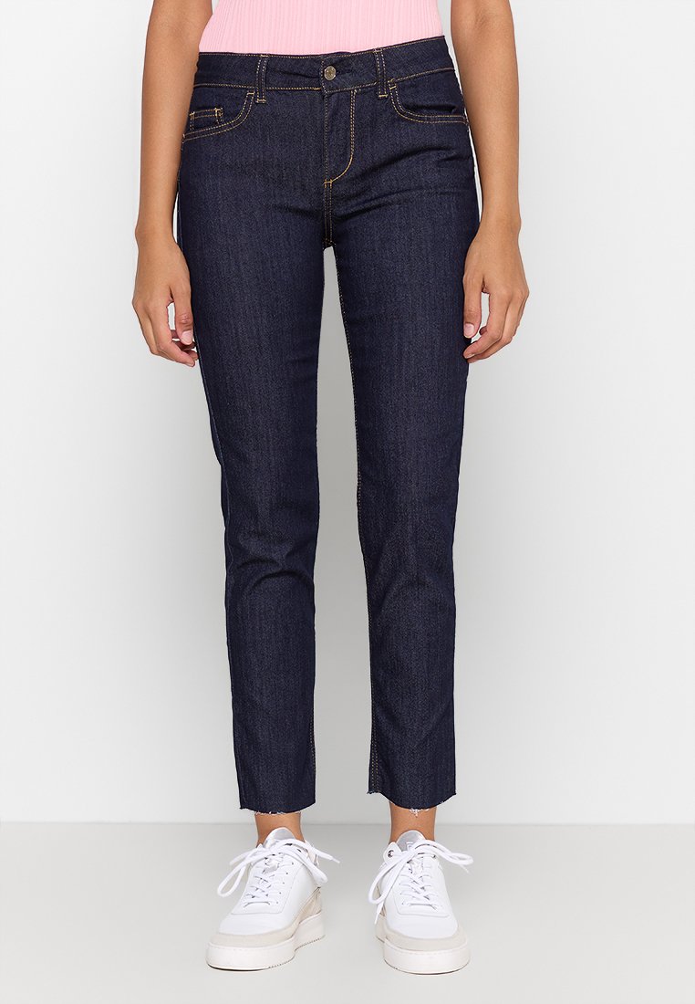 Blugi slim fit