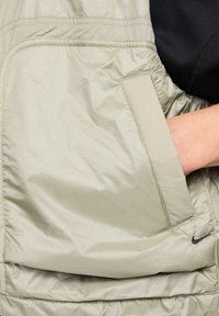 Thumbnail Image 6