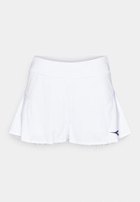 Shorts de sport blancs avec un design évasé, dotés d'un tissu texturé et d'une large taille. Un logo bleu marine accentue l'ourlet inférieur.