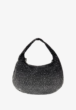 Černá látková taška přes rameno zaobleného tvaru, s uzávěrem na zip a zdobená malými stříbrnými hřebíčky ve vzoru ombre.