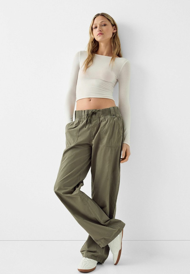 Bershka Broek donkergroen