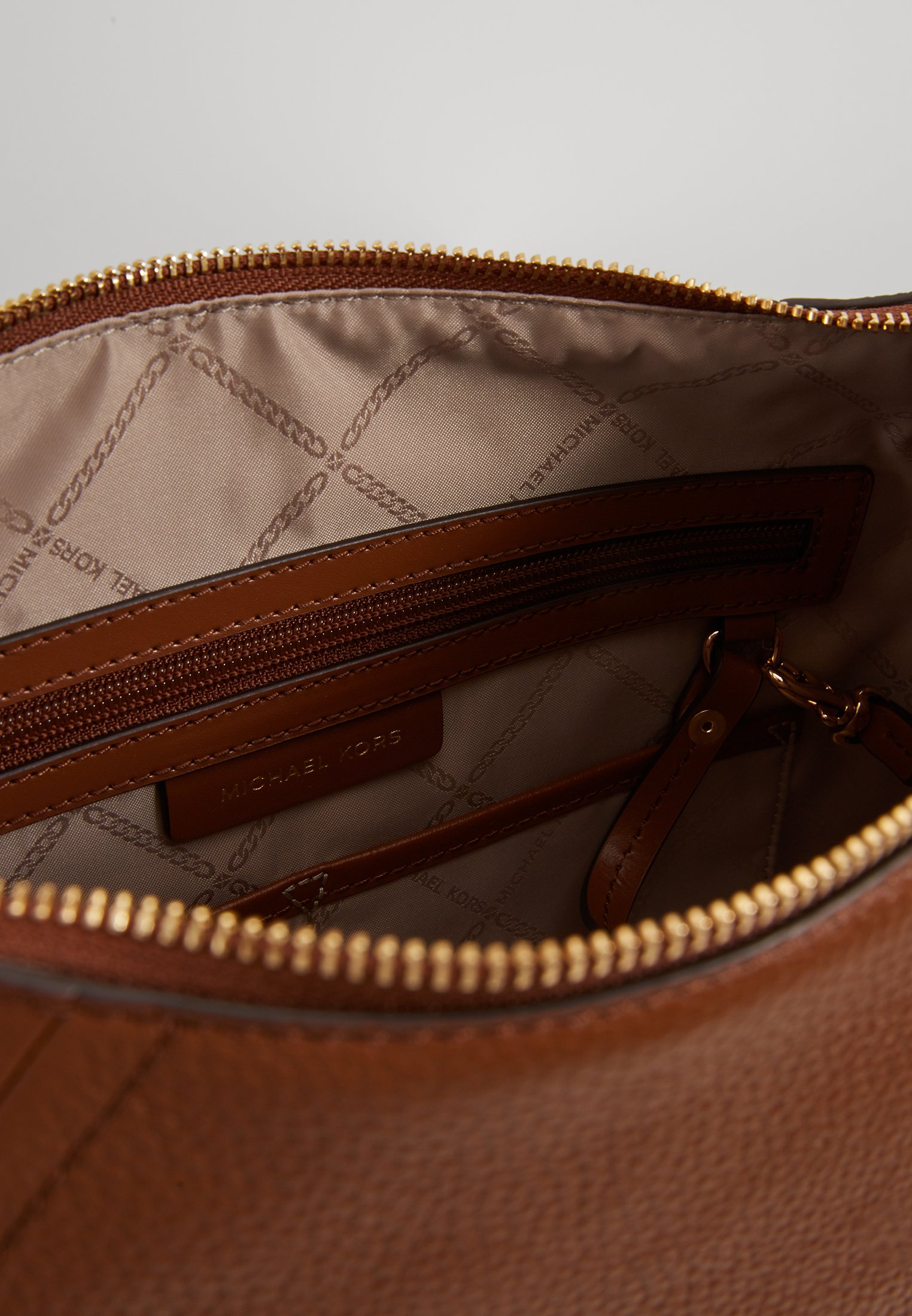 MICHAEL Michael Kors ARIA PEBBLE Håndveske luggage MICHAEL Michael Kors ARIA PEBBLE Håndveske luggage