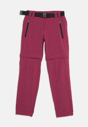 Bordeauxrote Outdoorhose zum Herausnehmen mit schwarzem Gürtel und zwei vertikalen Reißverschlusstaschen auf der Vorderseite, flach auf einem weißen Hintergrund ausgelegt.