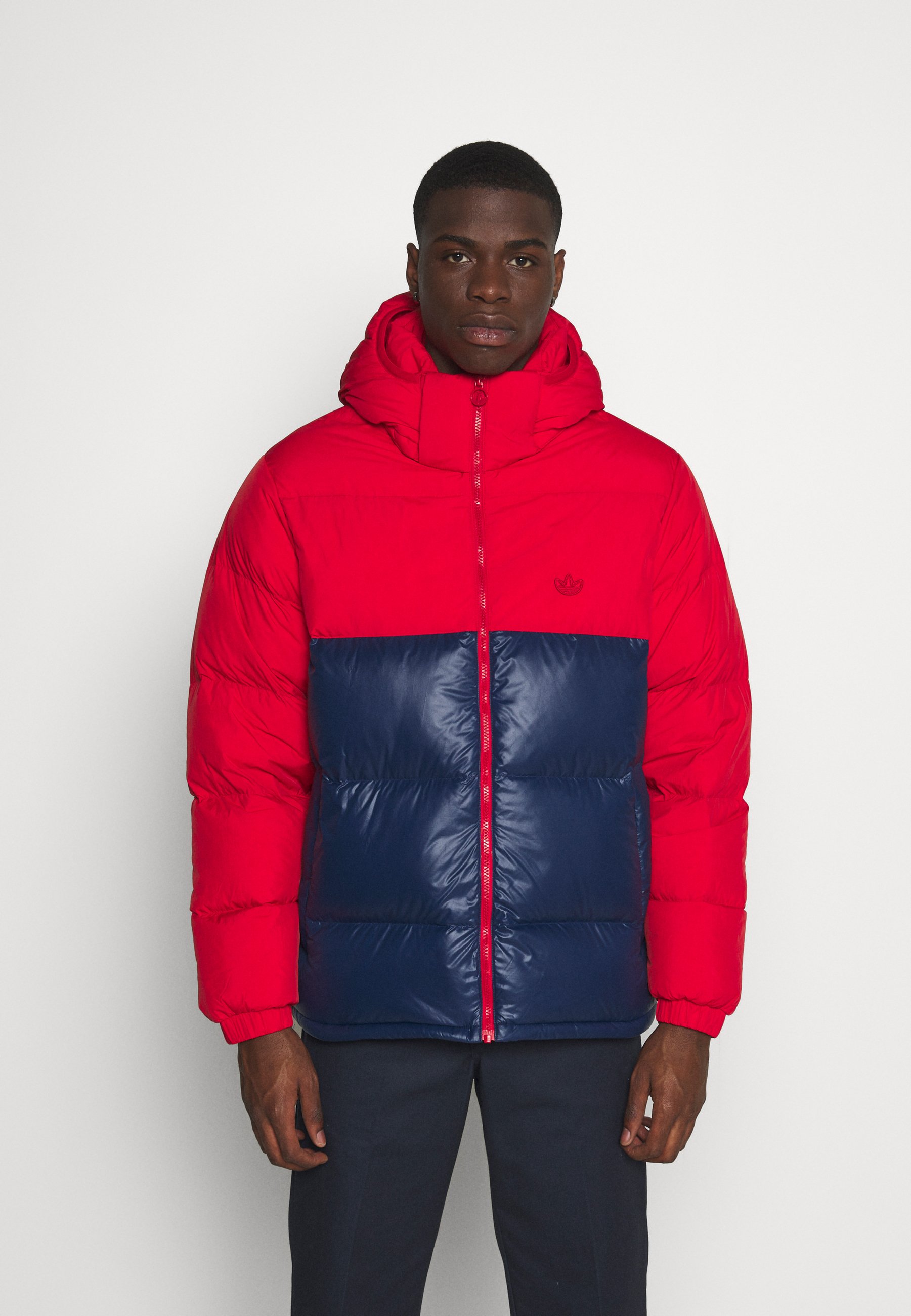 Rode Adidas jassen kopen | BESLIST.nl | Lage prijs