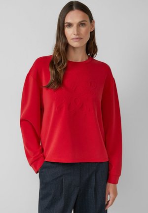- Bluza