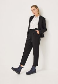 Tamaris Kotníkové boty - navy