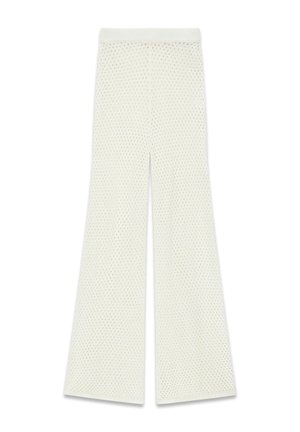 Weiße Hosen mit weitem Bein aus perforiertem, atmungsaktivem Mesh-Gewebe und elastischem Bund.