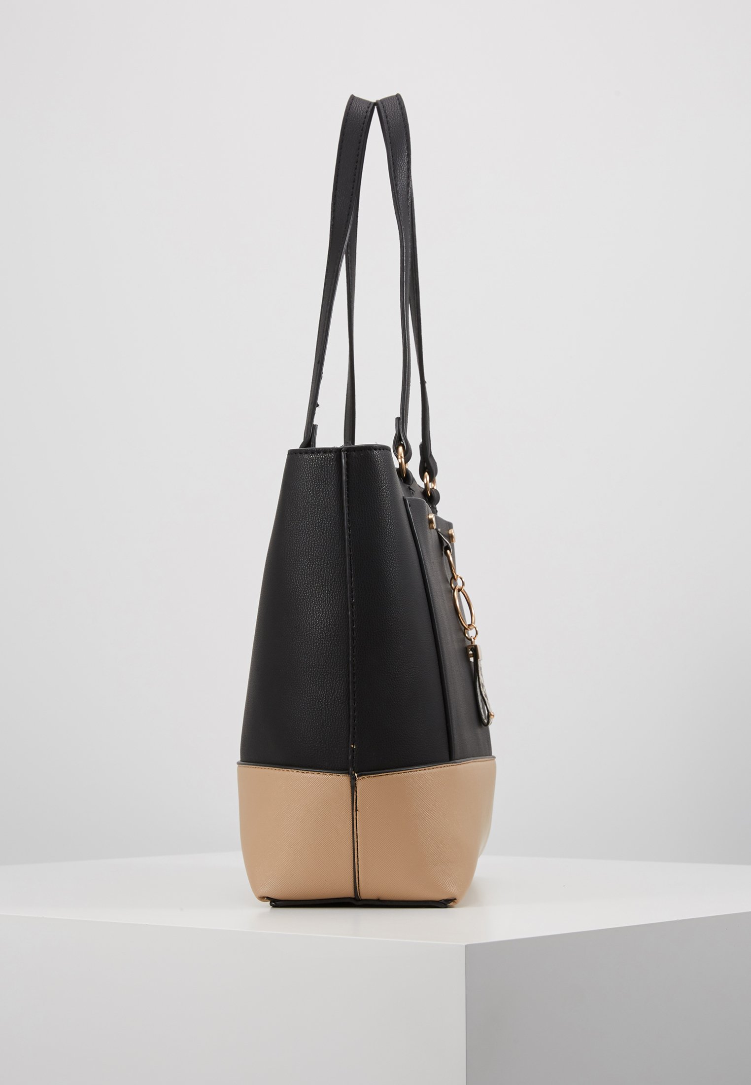 Dorothy Perkins POCKET FRONT SHOPPER Håndveske black Dorothy Perkins POCKET FRONT Håndveske black Zalando.no