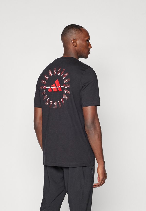 PREDATOR HISTORY GRAPHIC - Print T-shirt4