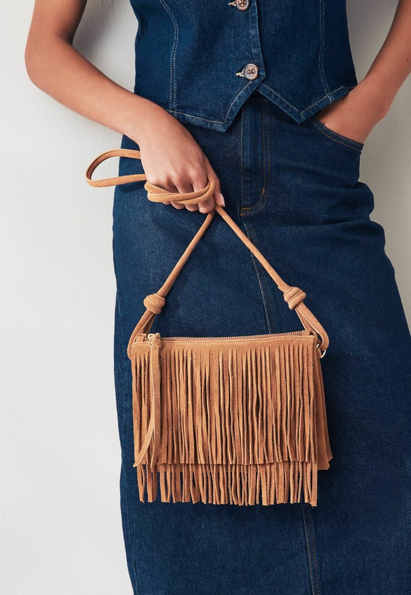 Next - FRINGE WESTERN - Cross body bag - tan brown, Enlarge
