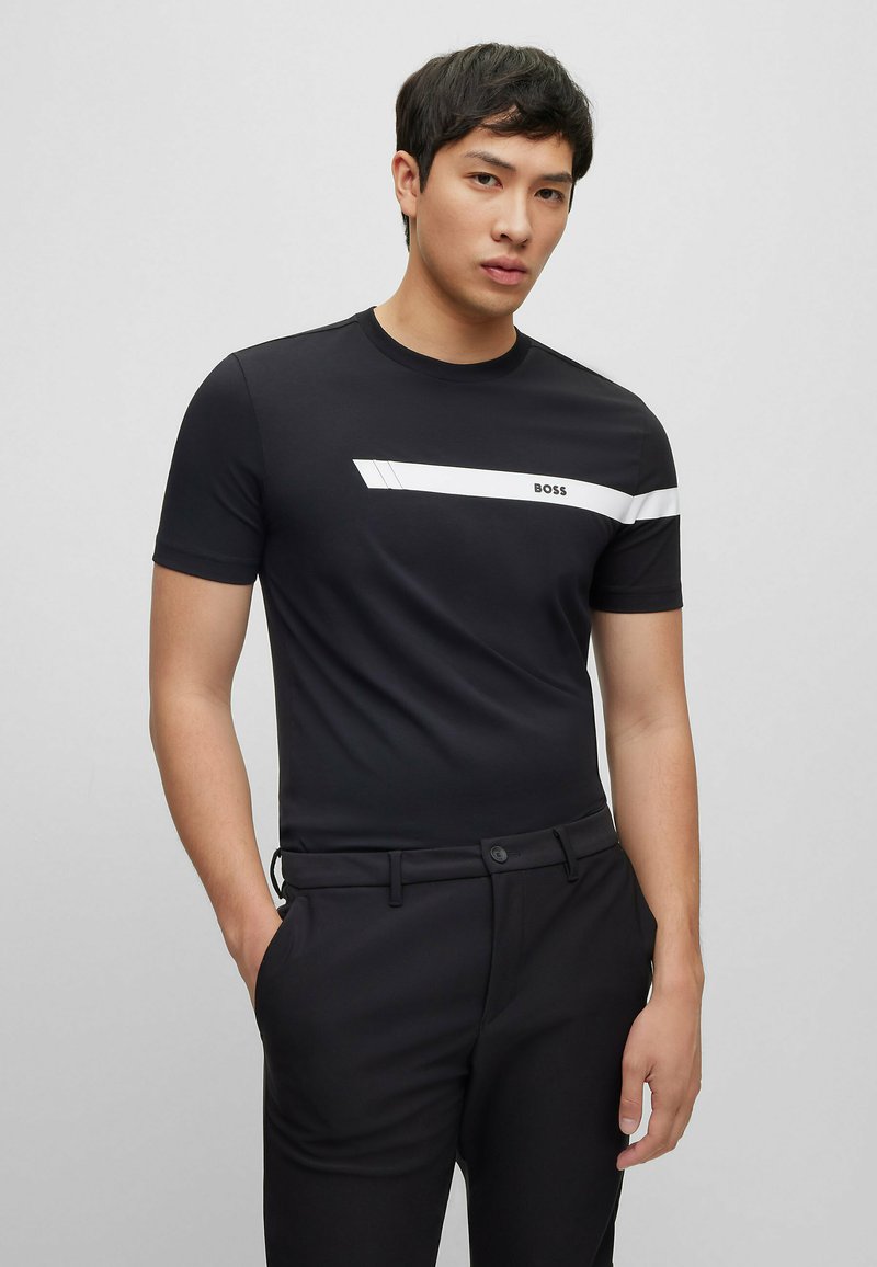 BOSS TEE   - T-shirt med print - black one