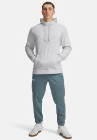 Under Armour ARMOUR FLEECE - Trainingsbroek - jasper blue