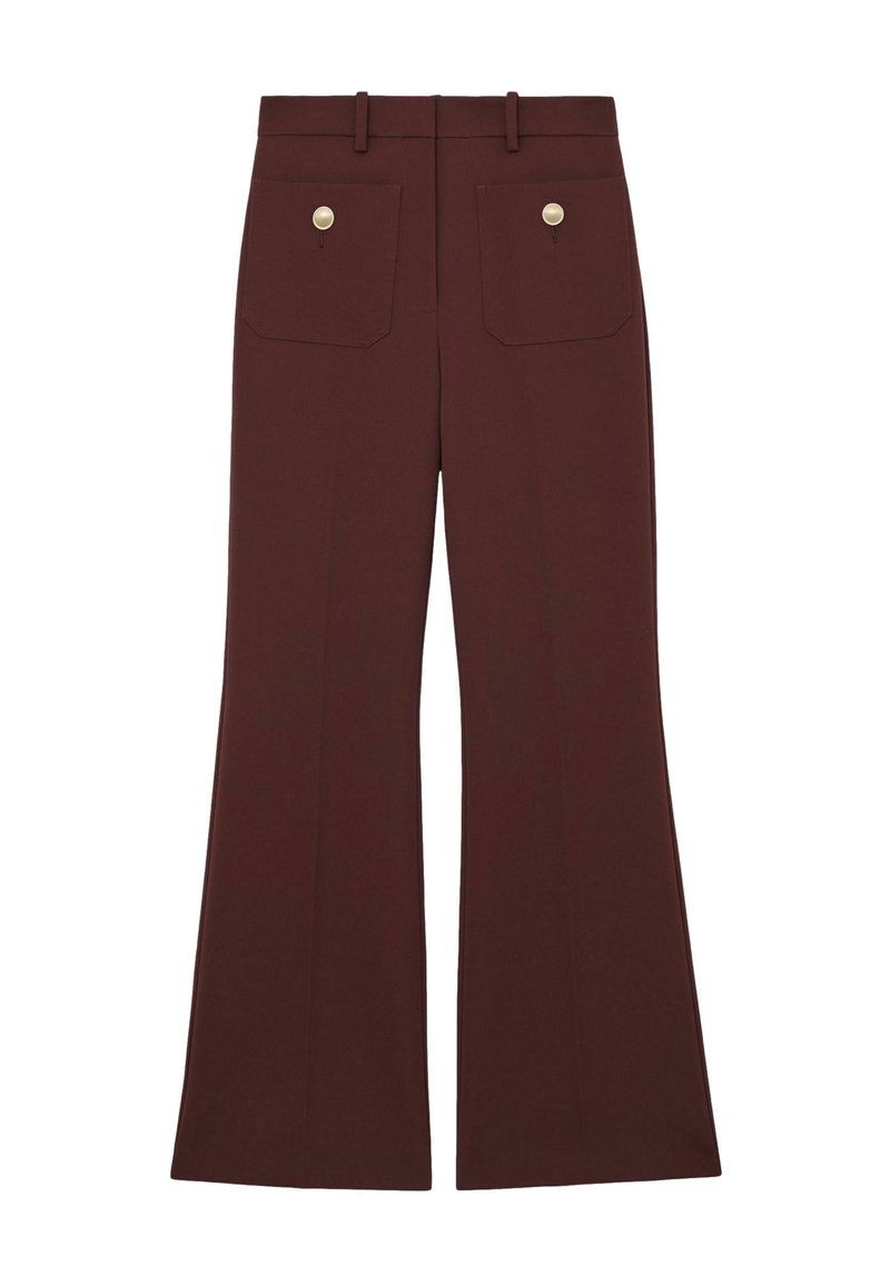 Pantalones acampanados burdeos con dos bolsillos traseros, detalles de botones en tono dorado, tela suave y cintura entallada para un ajuste ceñido.