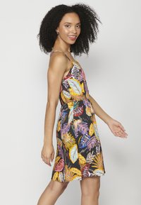Koroshi SUMMER HIGH - Vapaa-ajan mekko -  multi coloured