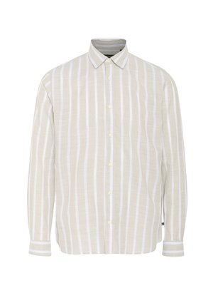 Svijetlosmeđa košulja dugih rukava s okomitim bijelim prugama, sprijeda na kopčanje, klasični ovratnik i teksturirana tkanina. Nema vidljivih logotipa ili uzoraka.