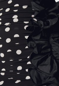 Pinko ATTIVAZIONE ABITO GEORGETTE - Cocktail φόρεμα / Φόρεμα για πάρτι - black/white