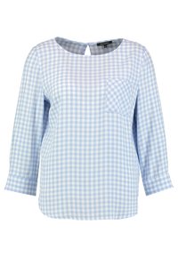 Himmelbluse mit weißem Karo-Muster, Rundhalsausschnitt, drei Viertelärmel und einer Brusttasche auf der linken Seite. Weicher Stoff.