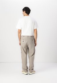 Pal Sporting Goods LEAGUE LAKE CITY PANTS UNISEX - Auduma bikses - pale slate