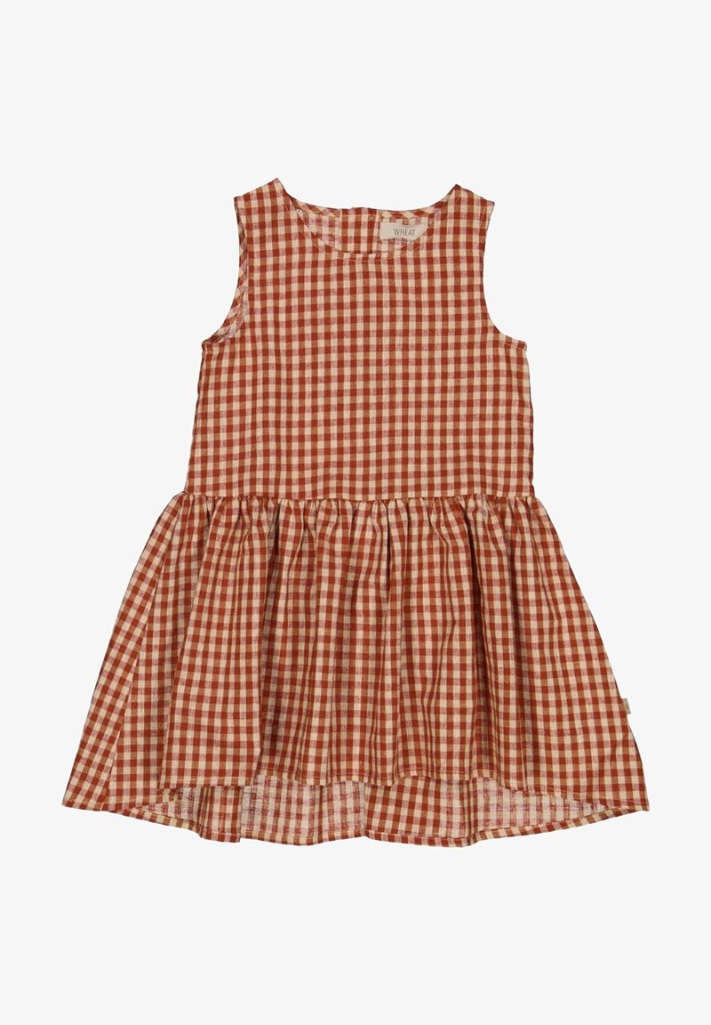 Robe sans manches à carreaux vichy rouge et blanc avec une jupe froncée et un col rond, étiquetée avec la marque "WHEAT".