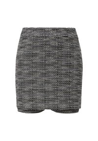 Černobílá kostkovaná mini sukně s přiléhavým střihem, která má texturovaný povrch a horizontální vzor. Bez viditelných zapínání.