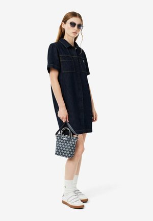 Lacoste, LACOSTE - - Handtasche - marine sombre farine-t
