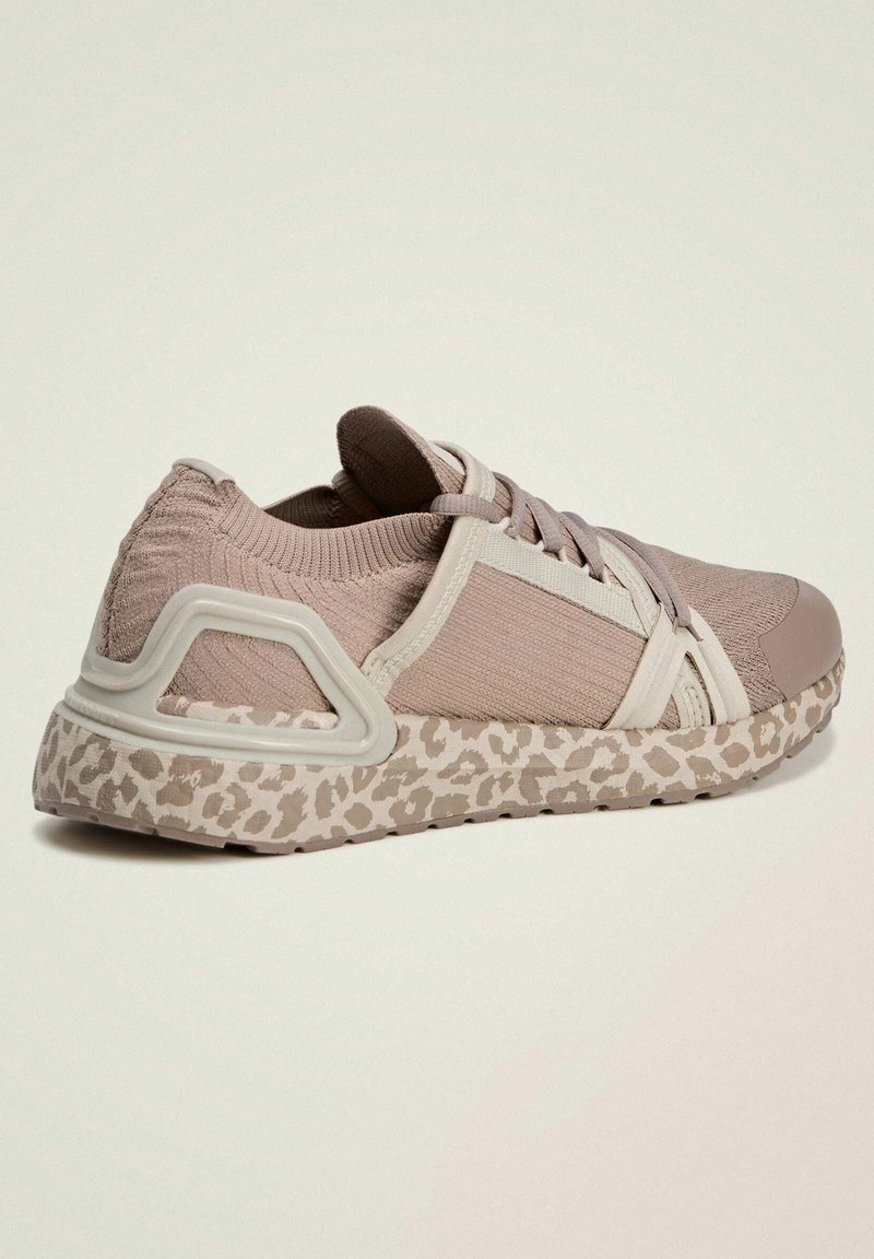 adidas by Stella McCartney ASMC ULTRABOOST 20 - Road running shoes - chalky  brown cloud white gobi/brown - Zalando.ie